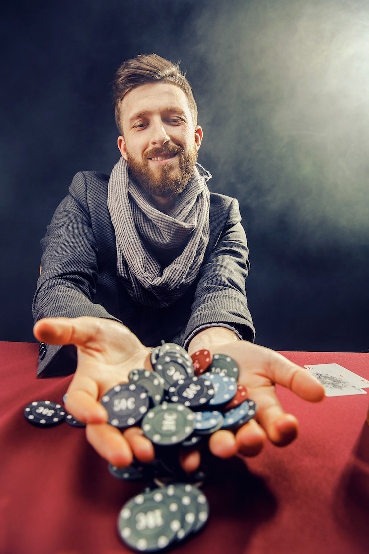 Antarmuka aplikasi mobile athersx2 menampilkan meja dealer langsung blackjack dengan studio multi-kamera